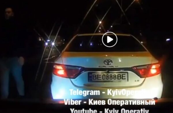 "Ты без машины сейчас, сука, останешься", - николаевский нарушитель ПДД (Видео) | Корабелов.ИНФО