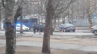 ДТП возле школы в Корабельном районе: столкнулись два автомобиля и автобус (фото) | Корабелов.ИНФО image 2