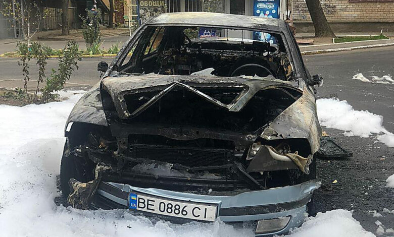 В Николаеве продолжаются поджоги автомобилей: ночью сгорела «Skoda» | Корабелов.ИНФО