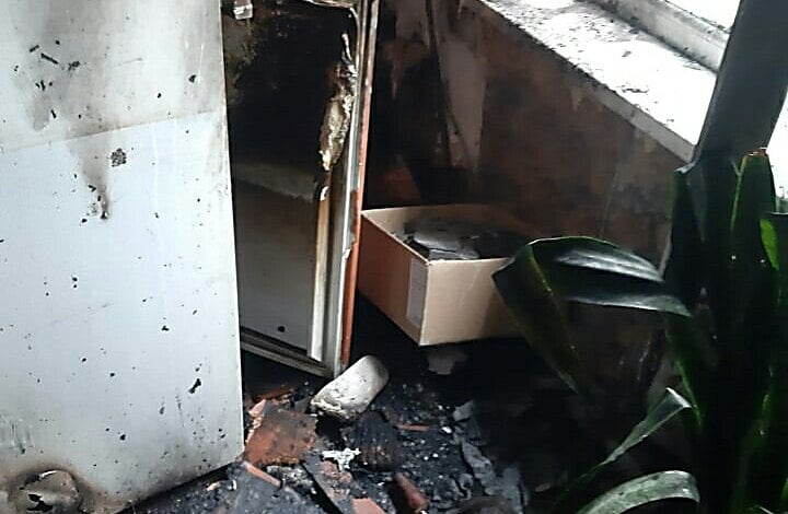 В Корабельном районе из-за замыкания электропроводки горела квартира в девятиэтажке | Корабелов.ИНФО image 2