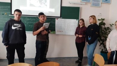 Школярі в Корабельному районі розглядали "Свободу на барикадах" та говорили про національні цінності | Корабелов.ИНФО image 4