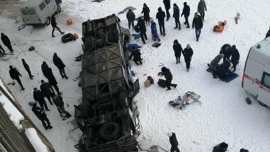 В России автобус упал с моста: 19 человек погибло | Корабелов.ИНФО