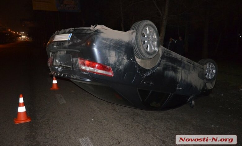 Ночью на проспекте Богоявленском перевернулась «Тойота» | Корабелов.ИНФО