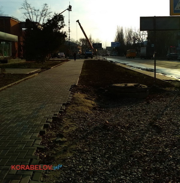 новый тротуар возле ДК "Корабельный"