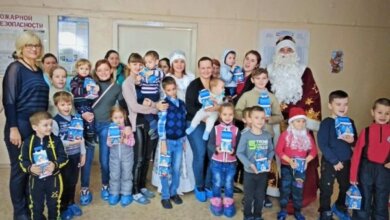 Новорічне свято завітало і до дитячого відділення лікарні в Корабельному районі | Корабелов.ИНФО