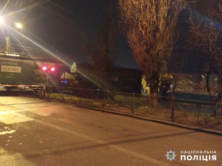 поезд, сбивший человека в Корабельном районе