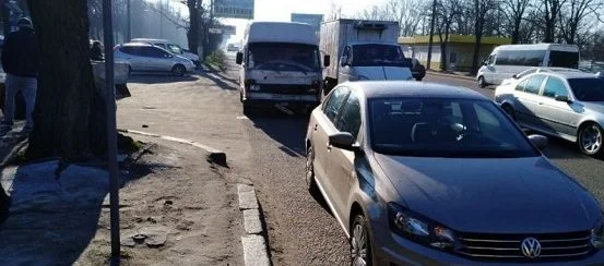 На проспекте Богоявленском в Николаеве столкнулись два «Фольксвагена» | Корабелов.ИНФО