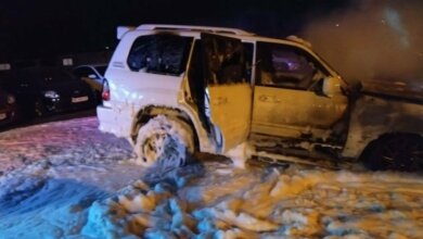 Ночью в Николаеве на охраняемой стоянке подожгли «Лексус» | Корабелов.ИНФО