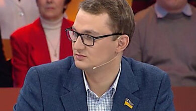 Нардеп от «Слуги народа» посоветовал пенсионерке продать собаку, чтобы заплатить за коммуналку (видео) | Корабелов.ИНФО