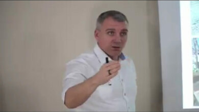 Сенкевич оправдал свое хамство в споре с таксистами предстоящими выборами (Видео) | Корабелов.ИНФО