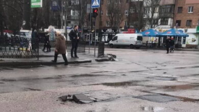 "Новые дорожные латки разорвало от мороза", - жалуются жители Корабельного района | Корабелов.ИНФО image 3