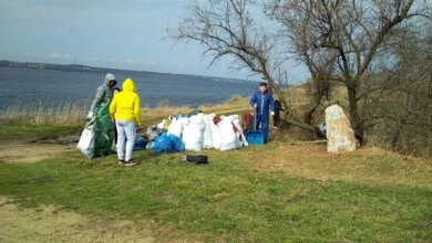 «Зробили добру справу зі збереження унікального місця», - у Корабельному районі прибрали територію біла озерця у Павловій балці | Корабелов.ИНФО image 3