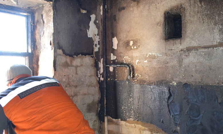 Утром горела квартира в многоэтажке Корабельного района - эвакуировано 14 жильцов | Корабелов.ИНФО