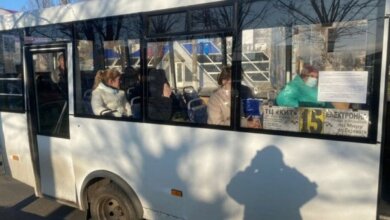 Перевозил 16 пассажиров: ещё одного николаевского маршрутчика оштрафовали на 17 тыс грн | Корабелов.ИНФО