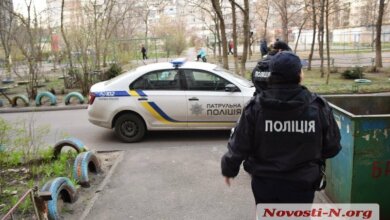 В Николаеве школьница угрожала выпрыгнуть в окно из-за того, что ее не выпускали на улицу | Корабелов.ИНФО