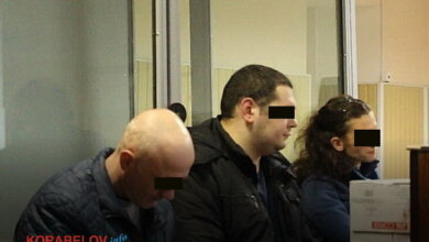 Мать 4-х детей с двумя собутыльниками избили и ограбили мужчину в Корабельном районе (Видео) | Корабелов.ИНФО
