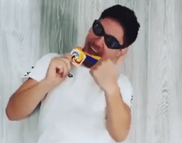 «Это точно І место за актерскую игру!»: Илья Кваша поддержал акцию «Тренируйся дома» (ВИДЕО) | Корабелов.ИНФО