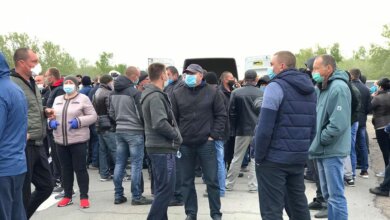 Под Херсоном 300 фермеров собрались на митинг против закрытия рынков (видео) | Корабелов.ИНФО