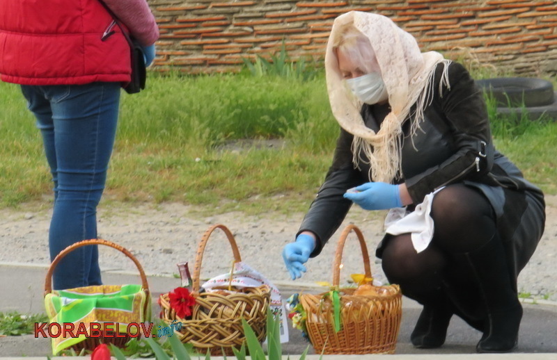 Пасха в карантин (19.04.2020), храм на ул. Торговой