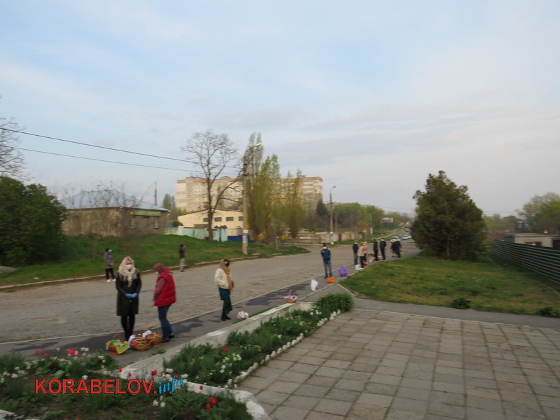 Пасха в карантин (19.04.2020), храм на ул. Торговой