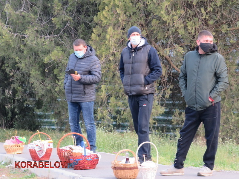 Пасха в карантин (19.04.2020), храм на ул. Торговой