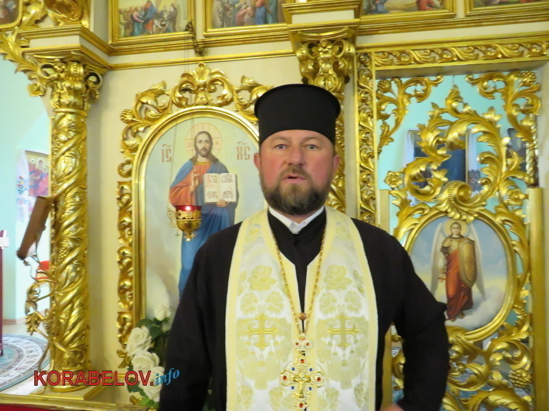 отец Василий (храм на ул. Торговой)