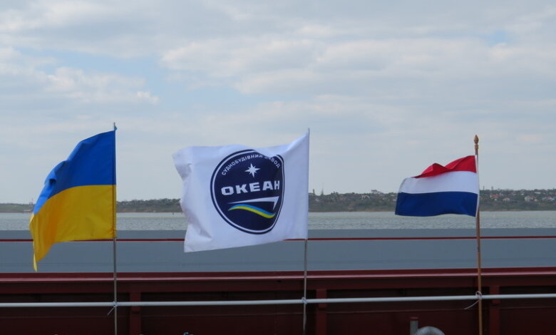 "Мы вышли на европейский рынок": с завода "Океан" отправили две новых баржи в Роттердам (ВИДЕО) | Корабелов.ИНФО image 6