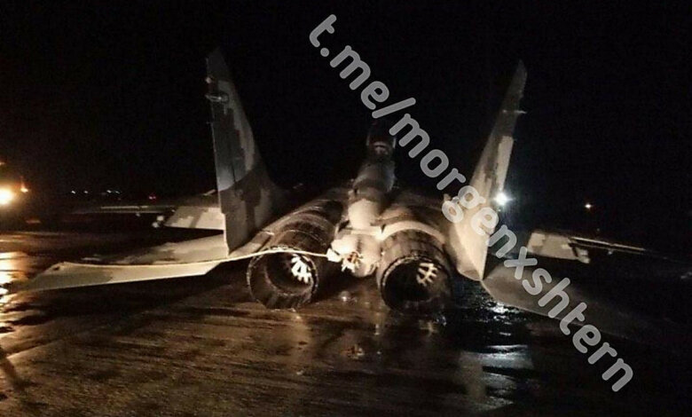 В результате аварийной посадки на аэродроме получил повреждения истребитель МиГ-29 | Корабелов.ИНФО