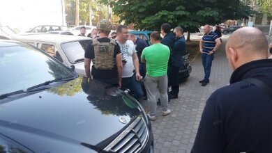 Вымогал деньги у бизнесмена: в Николаеве на взятке задержали оперуполномоченного СБУ | Корабелов.ИНФО image 3