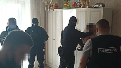 Полиция Корабельного райотдела задержала семейную пару интернет-мошенников | Корабелов.ИНФО image 3