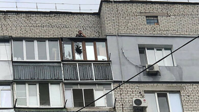 Забыл ключи от квартиры: спасатели сняли мужчину с 9-го этажа в Корабельном районе | Корабелов.ИНФО image 1