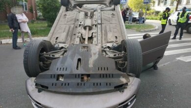 В Николаеве джип перевернул автомобиль на крышу | Корабелов.ИНФО image 2