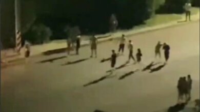 В Николаеве полуголая молодежь устроила массовую драку со стрельбой. Видео | Корабелов.ИНФО
