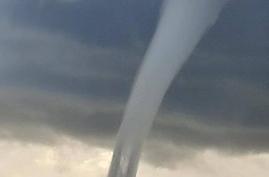 В Херсонской области во время непогоды пронеслись сразу два торнадо (видео) | Корабелов.ИНФО image 2