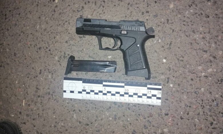 В Николаеве ранее судимый мужчина стрелял в подростков | Корабелов.ИНФО