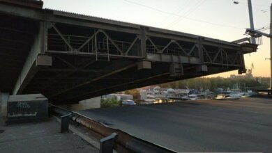 В Николаеве ночью самопроизвольно развелся мост через Ингул (видео) | Корабелов.ИНФО image 1