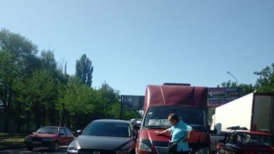 ДТП возле Широкобальского моста: "маршрутка" обгоняла "Мазду" по встречке | Корабелов.ИНФО image 1