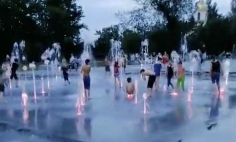 После купания у детей была рвота, — николаевцы винят воду в фонтанах на Соборной площади | Корабелов.ИНФО