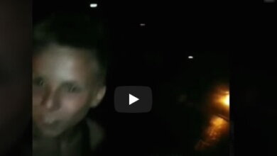 Со смехом и матами: ночью подростки в Николаеве трижды потушили Вечный огонь. Видео 18+ | Корабелов.ИНФО image 2