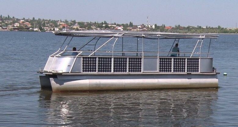 В Николаеве собрали речной трамвайчик на солнечных батареях | Корабелов.ИНФО