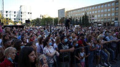 Николаевцы на Соборной площади отпраздновали День молодежи | Корабелов.ИНФО image 1