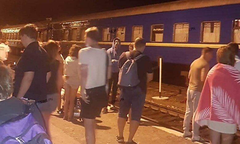 Неизвестный сообщил о минировании поезда «Николаев-Ровно» – всех пассажиров эвакуировали | Корабелов.ИНФО