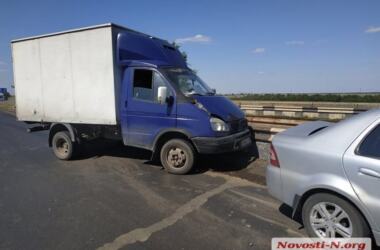 Под Николаевом столкнулись 9 автомобилей — двое пострадавших, в том числе ребенок | Корабелов.ИНФО image 5