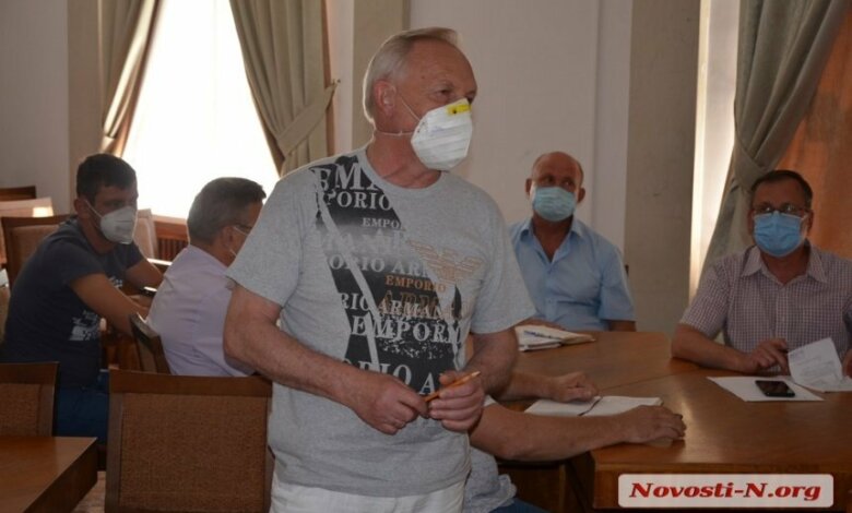 Полицейского в каждую маршрутку не посадишь: проблема масок в николаевском транспорте | Корабелов.ИНФО