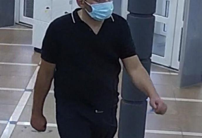 В Николаеве вор у продавца в магазине украл телефон. ВИДЕО | Корабелов.ИНФО