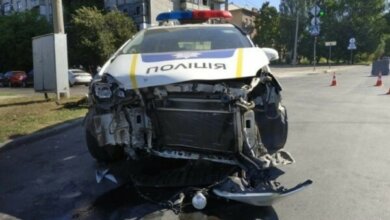 В Николаеве автомобиль патрульной полиции врезался в «Сеат» | Корабелов.ИНФО