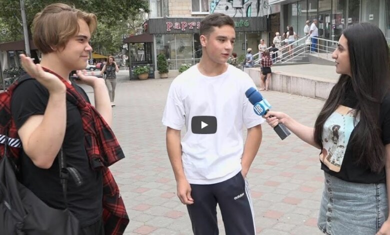 Николаевцы поделились мнением о праздновании Дня Независимости Украины (видео) | Корабелов.ИНФО