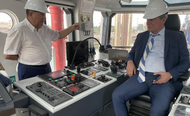 Вице-премьер Украины посетил завод "Океан" и ознакомился с возможностями предприятия | Корабелов.ИНФО