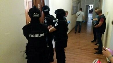 В мэрию Николаева с обысками нагрянула полиция | Корабелов.ИНФО