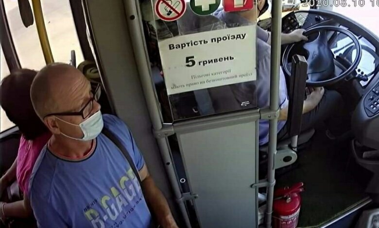 В Николаеве просят опознать мужчину, который избил водителя зеленого автобуса | Корабелов.ИНФО image 1